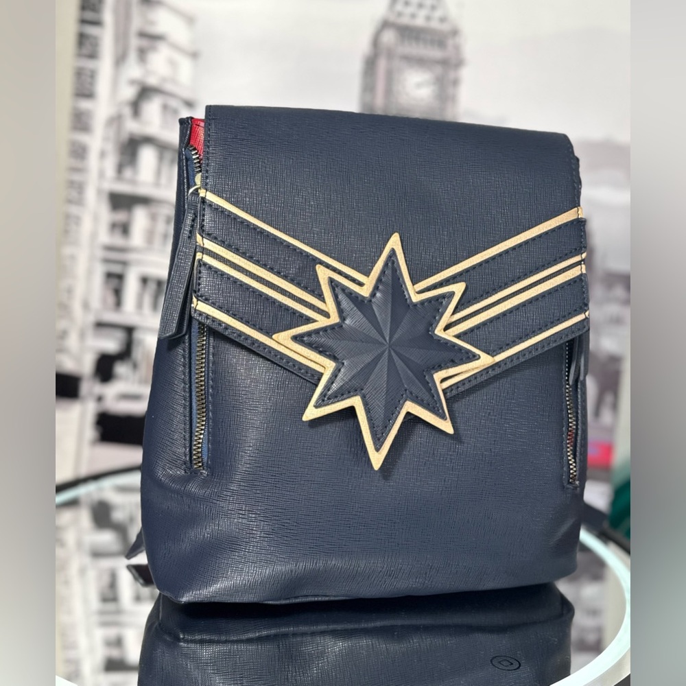 Marvel Captain Marvel Mini Backpack. - image 2